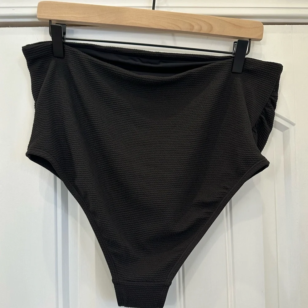 Old Navy Maternity High Waisted Swim Bottoms L - Picture 6 of 9